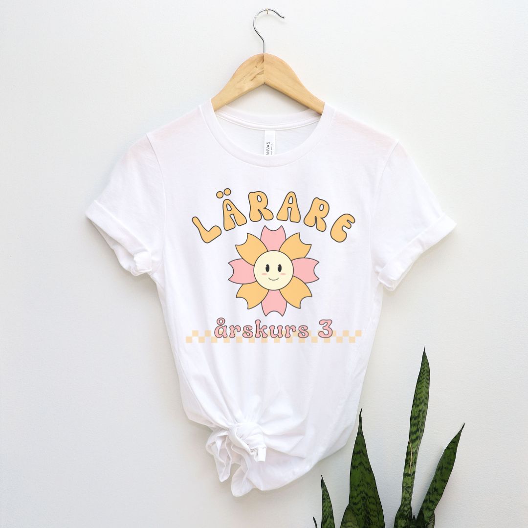 Lärare Åk 3 blomma - T-shirt