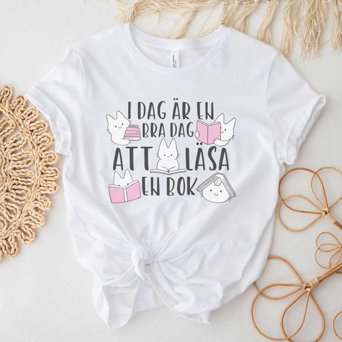 En bra dag att läsa en bok - T-shirt